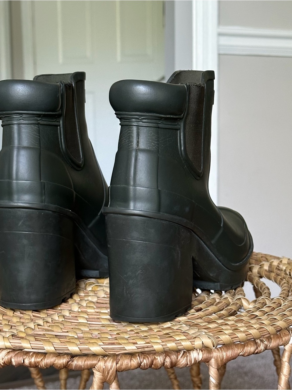 Hunter Dark Green Chelsea Platform Rain Booties Women’s Size 7 Ankle Boot - Picture 5 of 14